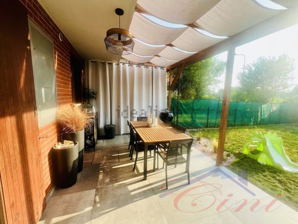casa indipendente in vendita a Molteno in zona Coroldo