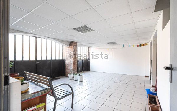 appartamento in vendita a Molteno in zona Coroldo