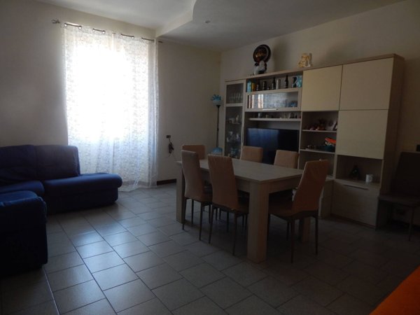 appartamento in vendita a Molteno in zona Coroldo