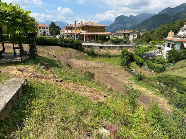 casa indipendente in vendita a Monte Marenzo