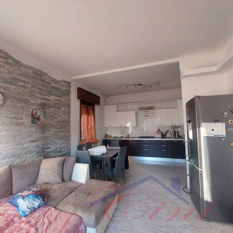 casa indipendente in vendita a Monte Marenzo