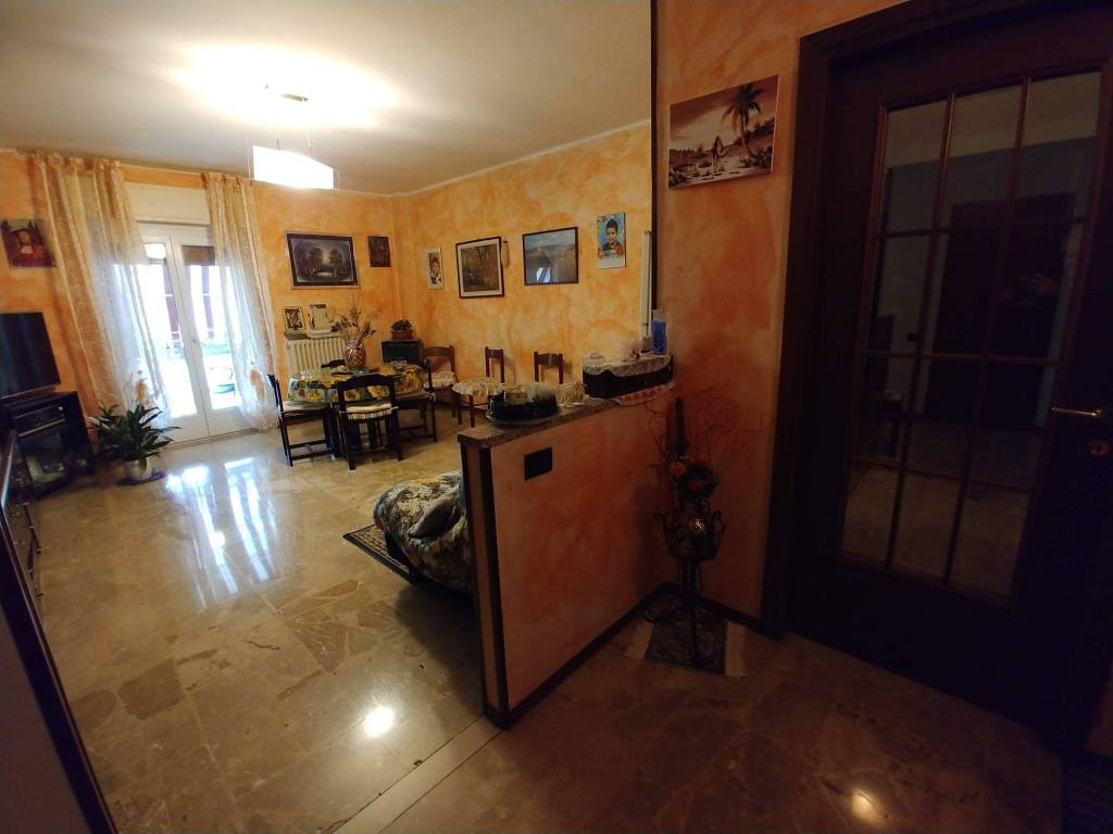 appartamento in vendita a Monte Marenzo in zona Levata