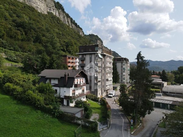 appartamento in vendita a Monte Marenzo in zona Levata