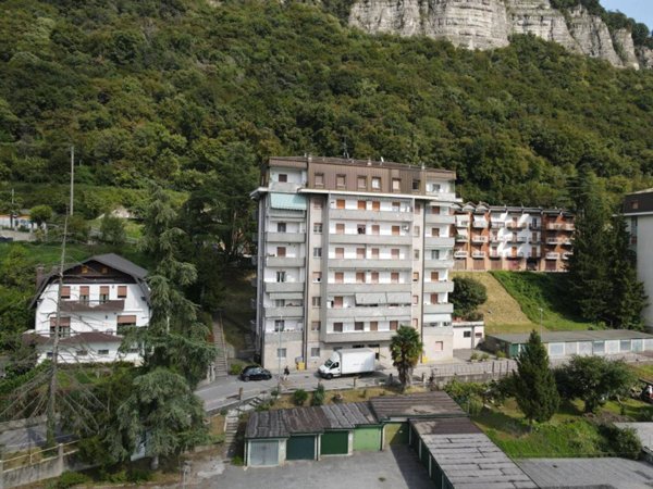 appartamento in vendita a Monte Marenzo in zona Levata