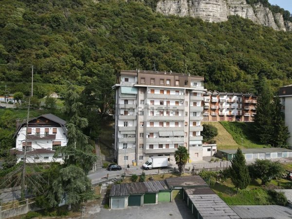 appartamento in vendita a Monte Marenzo in zona Levata