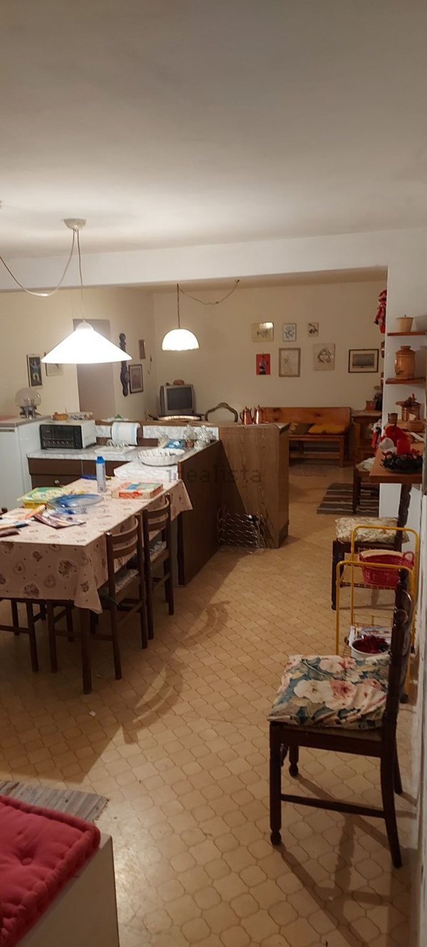 casa indipendente in vendita a Monte Marenzo