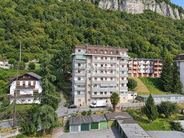 appartamento in vendita a Monte Marenzo in zona Levata