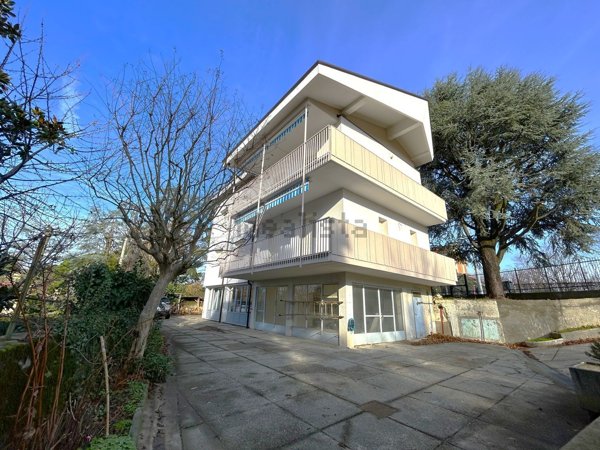 casa indipendente in vendita a Montevecchia