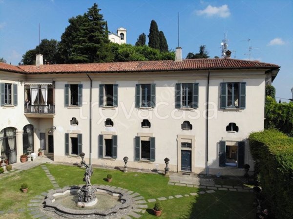villa in vendita a Montevecchia