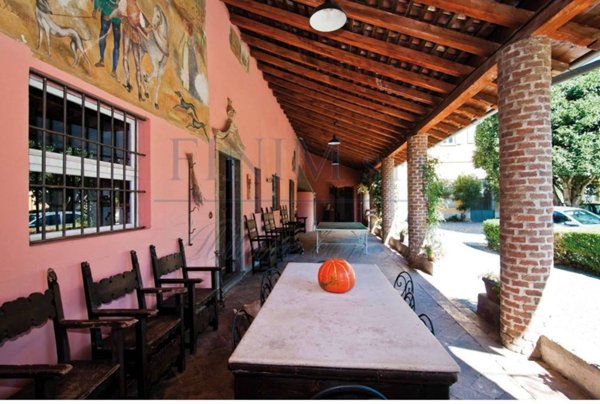 villa in vendita a Montevecchia