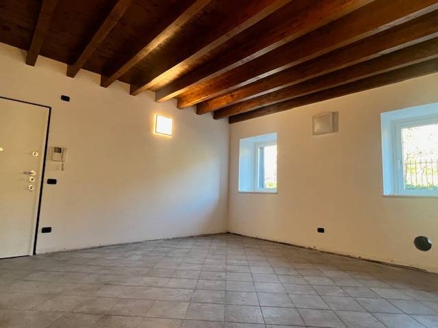 appartamento in vendita a Montevecchia