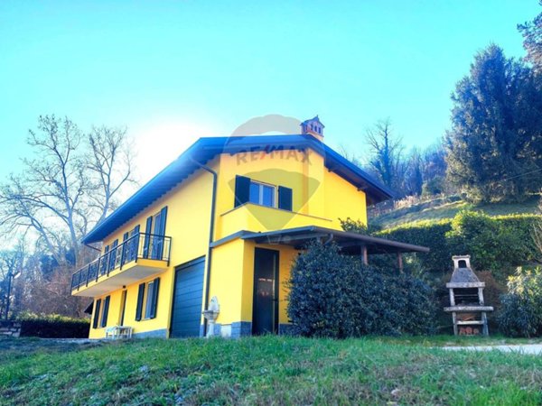 casa indipendente in vendita a Montevecchia