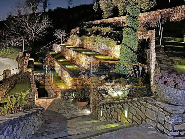 casa indipendente in vendita a Montevecchia