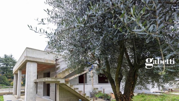 appartamento in vendita a Montevecchia