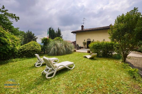 casa indipendente in vendita a Montevecchia