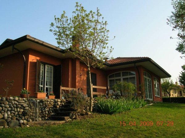 casa indipendente in vendita a Montevecchia