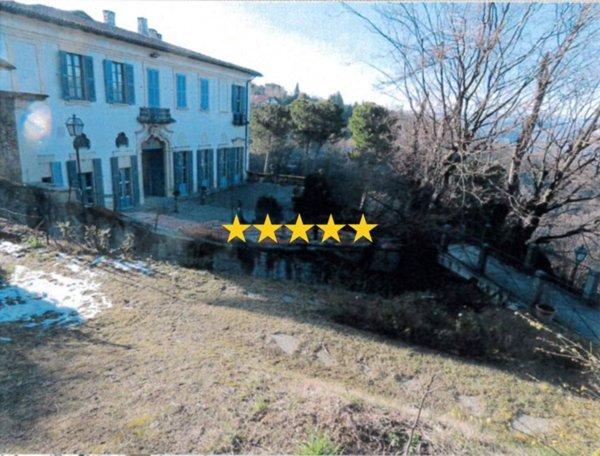 villa in vendita a Montevecchia