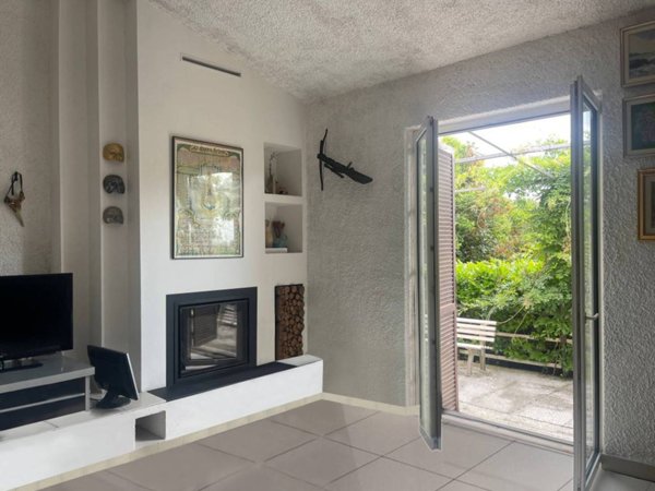 casa indipendente in vendita a Montevecchia