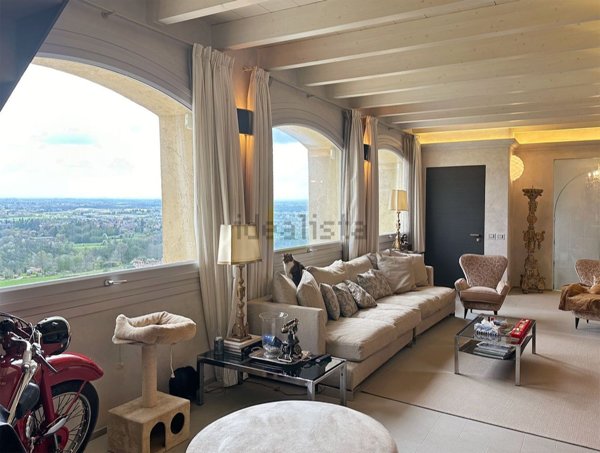 casa indipendente in vendita a Montevecchia