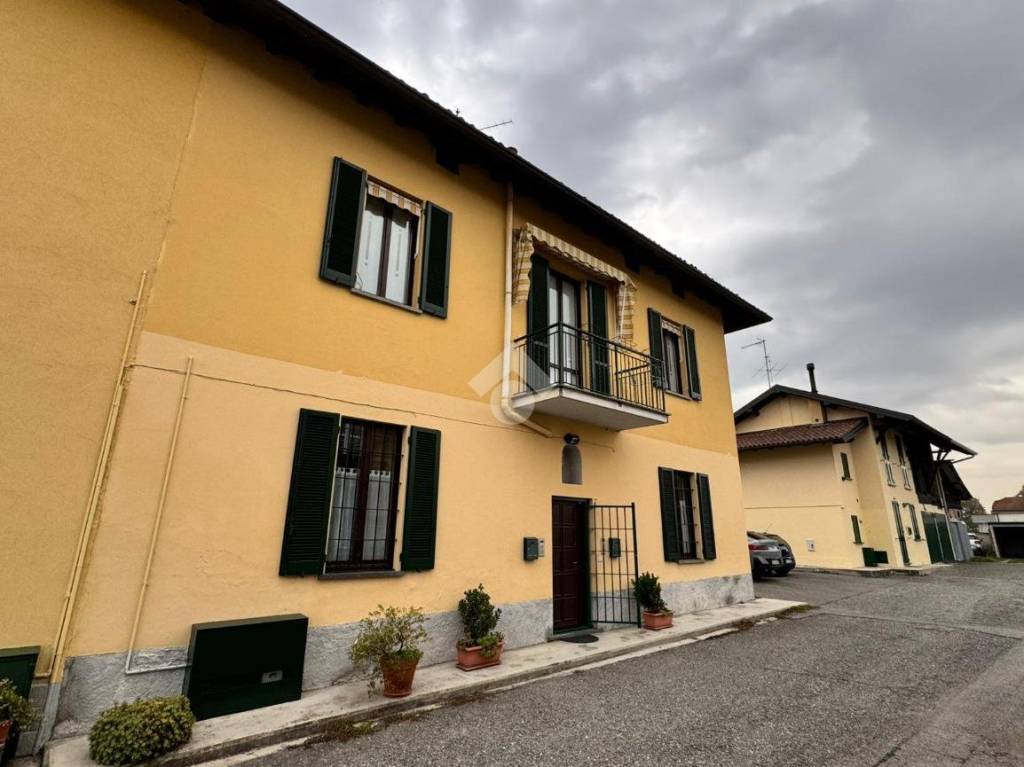 casa indipendente in vendita a Montevecchia