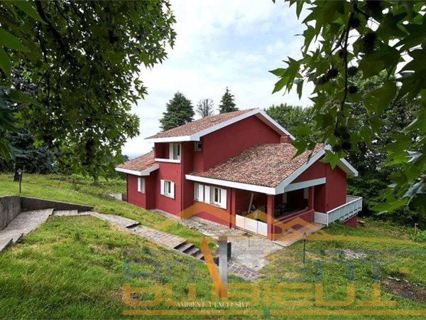 casa indipendente in vendita a Montevecchia