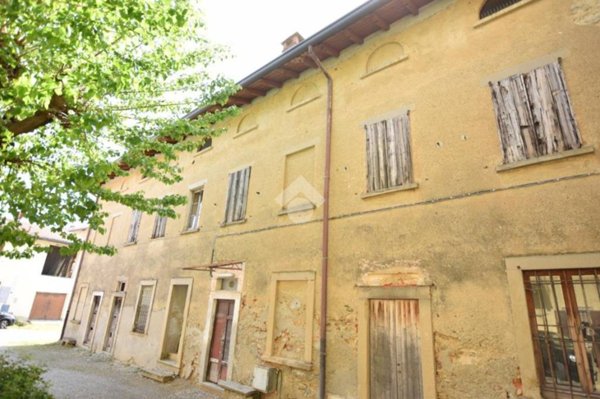 casa indipendente in vendita a Montevecchia