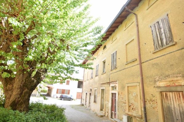 casa indipendente in vendita a Montevecchia
