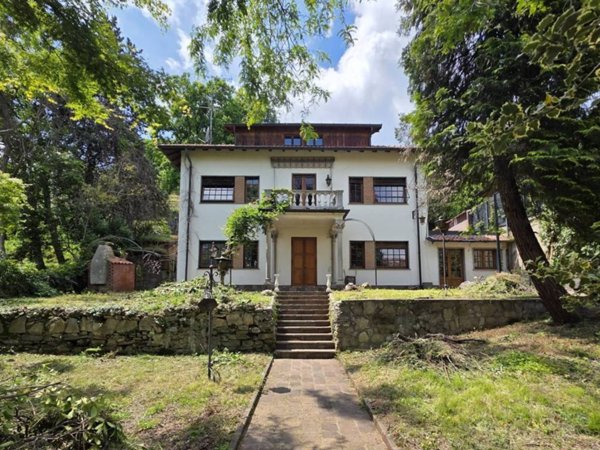 casa indipendente in vendita a Montevecchia