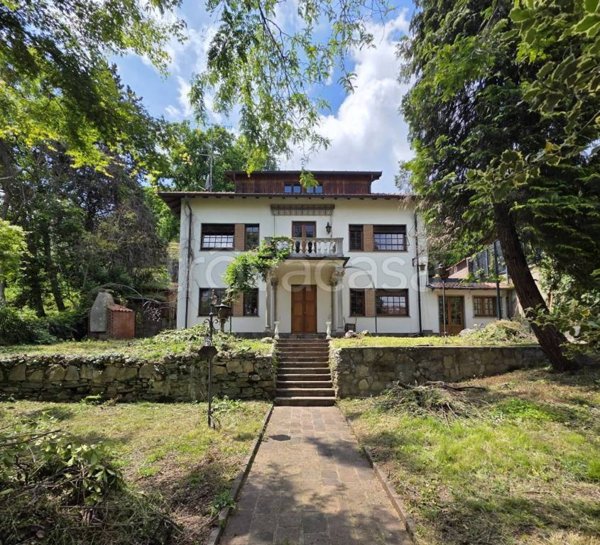 casa indipendente in vendita a Montevecchia