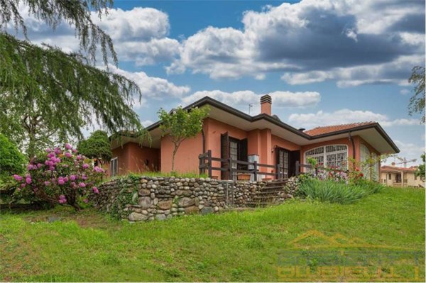 casa indipendente in vendita a Montevecchia