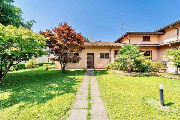 casa indipendente in vendita a Montevecchia