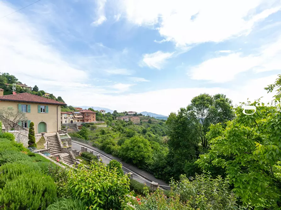 casa indipendente in vendita a Montevecchia