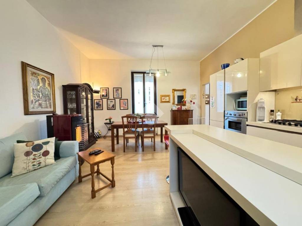 casa indipendente in vendita a Montevecchia