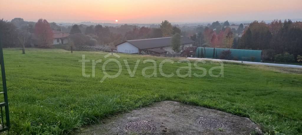 terreno agricolo in vendita a Monticello Brianza