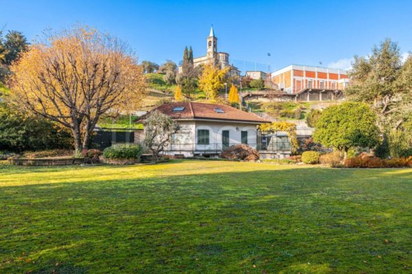 casa indipendente in vendita a Monticello Brianza