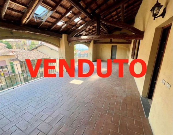 appartamento in vendita a Monticello Brianza