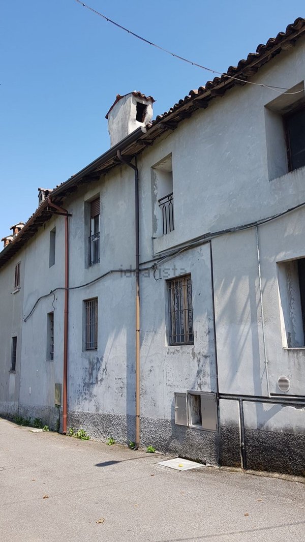 appartamento in vendita a Monticello Brianza