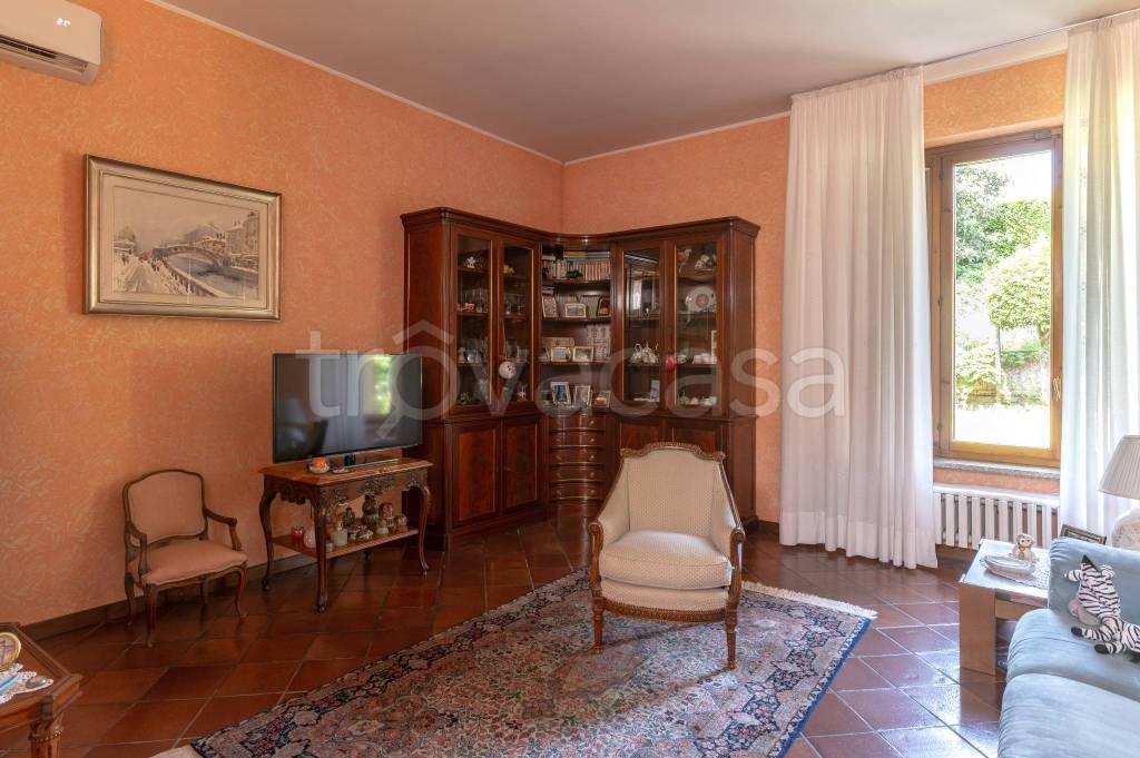 casa indipendente in vendita a Monticello Brianza