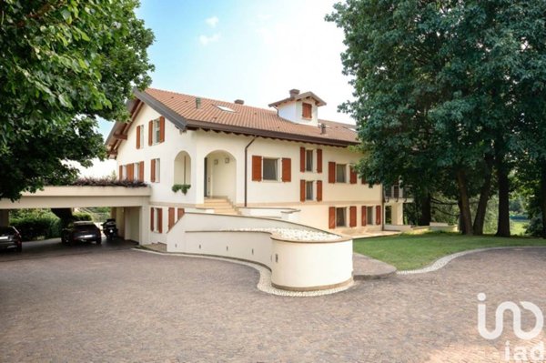 casa indipendente in vendita a Monticello Brianza