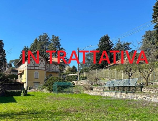 casa indipendente in vendita a Monticello Brianza