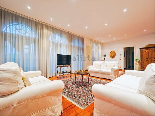 casa indipendente in vendita a Monticello Brianza