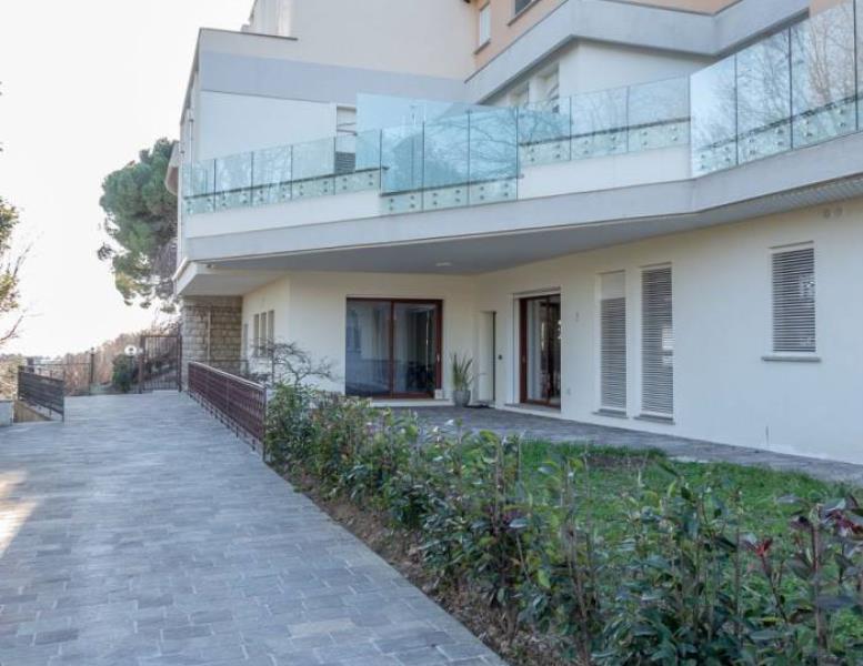 appartamento in vendita a Monticello Brianza