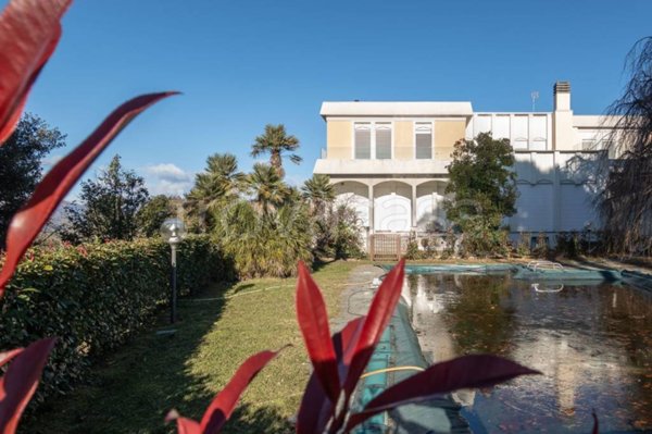 appartamento in vendita a Monticello Brianza