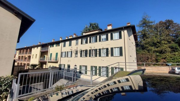 appartamento in vendita a Monticello Brianza