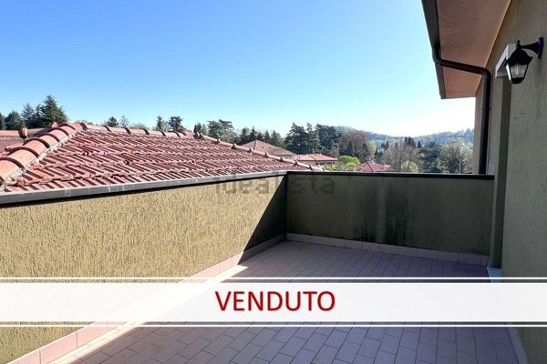 appartamento in vendita a Monticello Brianza