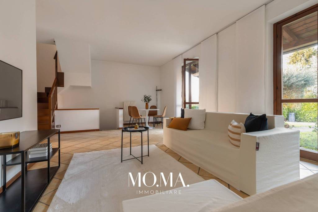 casa indipendente in vendita a Monticello Brianza