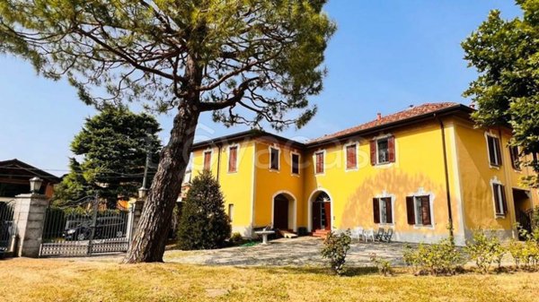 appartamento in vendita a Monticello Brianza