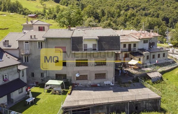 casa indipendente in vendita a Morterone