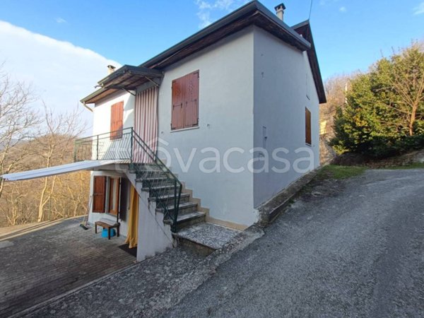 casa indipendente in vendita a Dernice in zona Vigoponzo