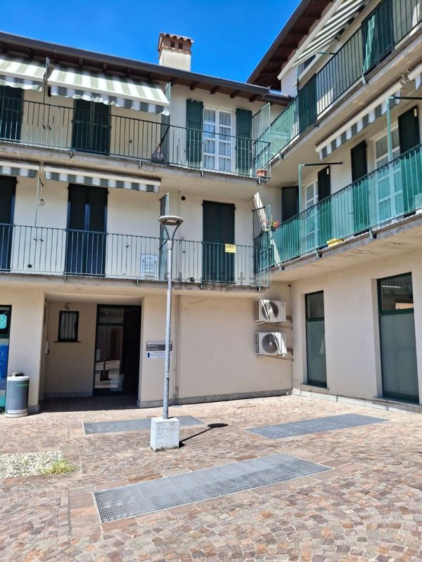 appartamento in vendita a Nibionno in zona Tabiago